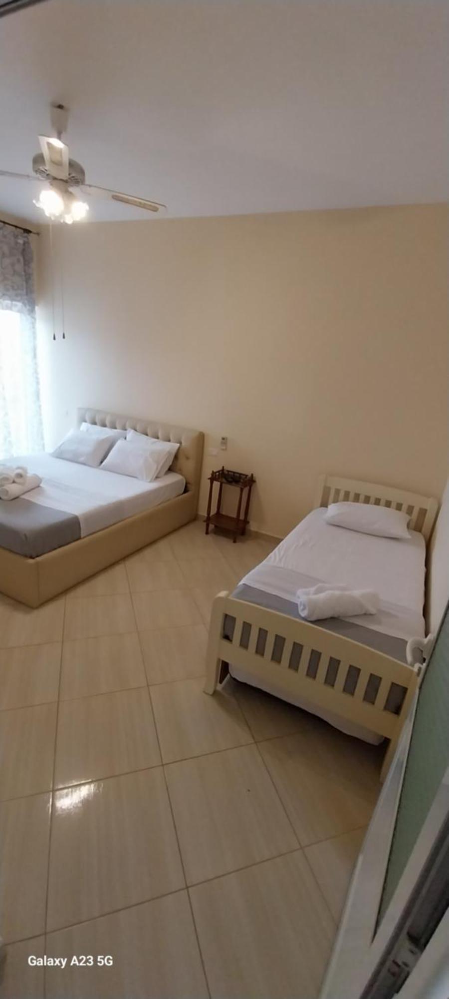 Collaku Apartment'S Vlore Exterior photo